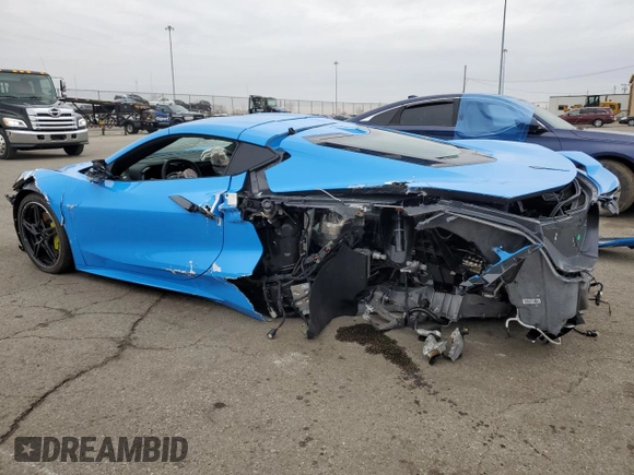 2022 Chevrolet Corvette 2LT with VIN 1G1YB2D45N5121874, listed as a Copart auction lot 44757845 with 2,047 mi miles and Salvage Title. Bid and sale history available at carsss.com. Image 2.