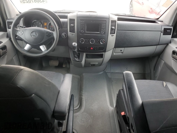 2017 Mercedes-Benz Sprinter with VIN 8BRPE7CD8HE132332, listed as a Copart auction lot 43087025 with 124,435 mi miles and Salvage Title. Bid and sale history available at DreamBid. Image 8.