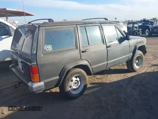 1994 Jeep Cherokee Country z VIN 1J4FJ78S9RL193633, wystawiony jako IAAI lot #42128672 z przebiegiem 231 430 mil mil oraz . Historia ofert i sprzedaży dostępna na DreamBid. Obrazek 4.