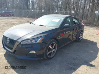 2020 Nissan Altima 2.5 SR with VIN 1N4BL4CV9LC216579, listed as a IAAI auction lot 41710142 with 115,185 mi miles. Bid and sale history available at carsss.com. Image 2.