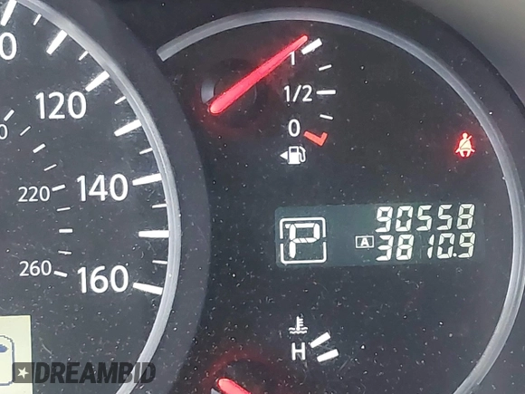 2014 Nissan Quest SL with VIN JN8AE2KP8E9104822, listed as a IAAI auction lot 42032346 with 90,558 mi miles. Bid and sale history available at carsss.com. Image 16.