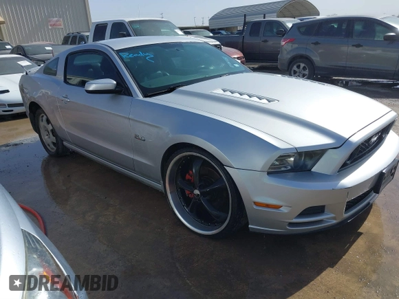 2013 Ford Mustang GT with VIN 1ZVBP8CF7D5216131, listed as a IAAI auction lot 41648862 with 107,983 mi miles. Bid and sale history available at carsss.com. Image 1.