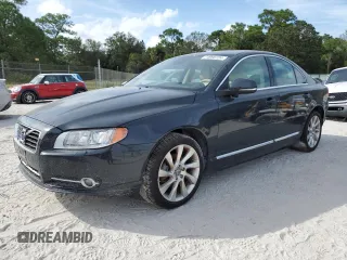 2013 Volvo S80 T6 with VIN YV1902AH1D1172622, listed as a Copart auction lot 74998724 with 45,347 mi miles and Salvage Title. Bid and sale history available at carsss.com. Image 1.