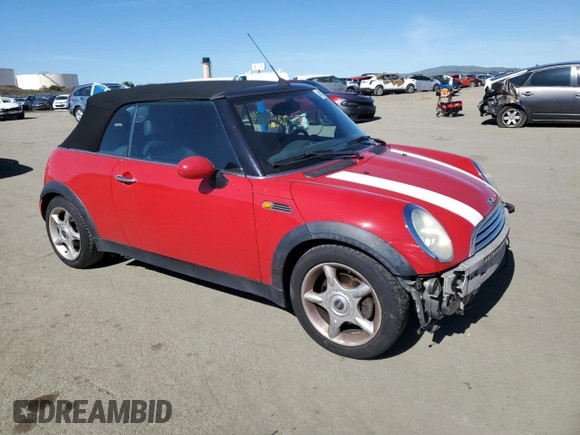 2005 MINI Convertible z VIN WMWRF33505TG13448, wystawiony jako Copart lot #46101305 z przebiegiem 106 942 mil mil oraz Szkoda całkowita • Salvage title. Historia ofert i sprzedaży dostępna na DreamBid. Obrazek 4.