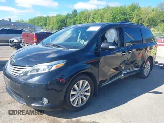 2015 Toyota Sienna Limited z VIN 5TDDK3DC9FS126641, wystawiony jako IAAI lot #42291893 z przebiegiem 103 235 mil mil oraz . Historia ofert i sprzedaży dostępna na DreamBid. Obrazek 2.
