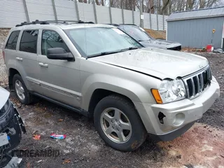 2007 Jeep Grand Cherokee Limited with VIN 1J8HR58P97C588960, listed as a IAAI auction lot 41972878 with 219,974 mi miles and . Bid and sale history available at DreamBid. Image 1.