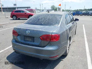 2014 Volkswagen Jetta GLI Autobahn with VIN 3VW5T7AJ6EM201416, listed as a IAAI auction lot 42684207 with 164,905 mi miles and . Bid and sale history available at DreamBid. Image 4.