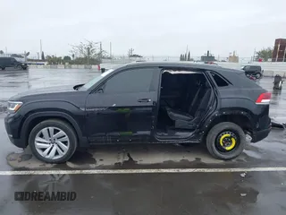 2022 Volkswagen Atlas SE z VIN 1V2WE2CA3NC203707, wystawiony jako IAAI lot #41720912 z przebiegiem 50 572 mil mil oraz . Historia ofert i sprzedaży dostępna na DreamBid. Obrazek 15.