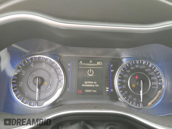 2016 Chrysler 200 Limited with VIN 1C3CCCAB3GN140406, listed as a Copart auction lot 70701854 with 152,571 mi miles and Salvage Title. Bid and sale history available at DreamBid. Image 9.