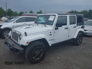 2017 Jeep Wrangler Unlimited 75th Anniversary z VIN 1C4HJWEG8HL502984, wystawiony jako IAAI lot #42354671 z przebiegiem 108 900 mil mil oraz . Historia ofert i sprzedaży dostępna na DreamBid. Obrazek 17.