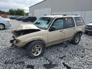 1999 Ford Explorer XLT with VIN 1FMZU32P7XUC32052, listed as a Copart auction lot 62865285 with 240,665 mi miles and Non repairable. Bid and sale history available at DreamBid. Image 1.