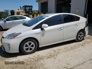 2015 Toyota Prius Four with VIN JTDKN3DU7F0402566, listed as a Copart auction lot 61563205 with 139,932 mi miles and Salvage title. Bid and sale history available at DreamBid. Image 1.
