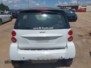 2013 Smart fortwo Pure с VIN WMEEJ3BA4DK659771, выставлен на аукционе IAAI как лот 42706902 с пробегом 83 675 миль миль и . История ставок и продаж доступна на DreamBid. Изображение 6.