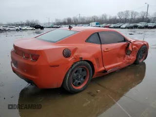 2010 Chevrolet Camaro LS z VIN 2G1FE1EV1A9218650, wystawiony jako Copart lot #42501785 z przebiegiem 122 286 mil mil oraz Szkoda całkowita • Salvage title. Historia ofert i sprzedaży dostępna na DreamBid. Obrazek 3.