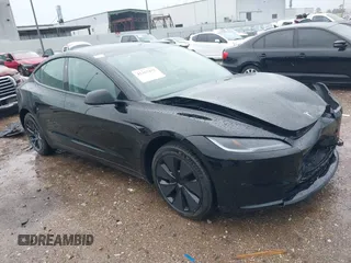 2025 Tesla Model 3 Long Range с VIN 5YJ3E1EA3SF972055, выставлен на аукционе IAAI как лот 42365432 с пробегом 1 621 миль миль и . История ставок и продаж доступна на DreamBid. Изображение 1.
