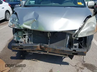 2005 Toyota Sienna XLE with VIN 5TDZA22CX5S238787, listed as a IAAI auction lot 42065394 with 293,652 mi miles and . Bid and sale history available at DreamBid. Image 6.