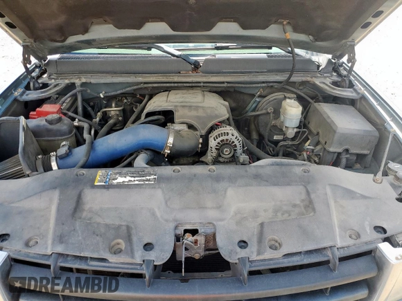 2010 GMC Sierra 1500 SLE z VIN 3GTRKVE37AG198655, wystawiony jako Copart lot #60308055 z przebiegiem 245 381 mil mil oraz Szkoda całkowita • Salvage title. Historia ofert i sprzedaży dostępna na DreamBid. Obrazek 11.