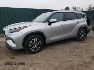 2022 Toyota Highlander XLE z VIN 5TDGZRBH7NS576443, wystawiony jako Copart lot #52570675 z przebiegiem 18 315 mil mil oraz Szkoda całkowita • Salvage title. Historia ofert i sprzedaży dostępna na DreamBid. Obrazek 1.