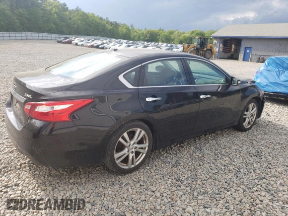 2017 Nissan Altima SR with VIN 1N4BL3APXHC193478, listed as a Copart auction lot 58805785 with 155,274 mi miles and Salvage title. Bid and sale history available at DreamBid. Image 3.