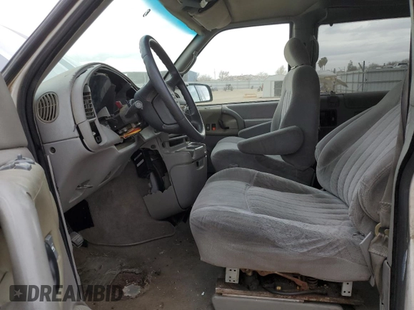 1997 Chevrolet Astro with VIN 1GNDM19W2VB127872, listed as a Copart auction lot 81620483 with 203,162 mi miles and Salvage Title. Bid and sale history available at carsss.com. Image 7.