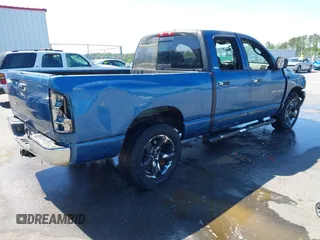2008 Dodge Ram 1500 SLT with VIN 1D7HA18N18S565465, listed as a IAAI auction lot 42017468 with 236,889 mi miles. Bid and sale history available at carsss.com. Image 4.