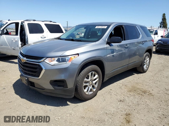 2020 Chevrolet Traverse LS z VIN 1GNERFKW8LJ292177, wystawiony jako Copart lot #56173015 z przebiegiem 67 821 mil mil oraz Szkoda całkowita • Salvage title. Historia ofert i sprzedaży dostępna na DreamBid. Obrazek 1.