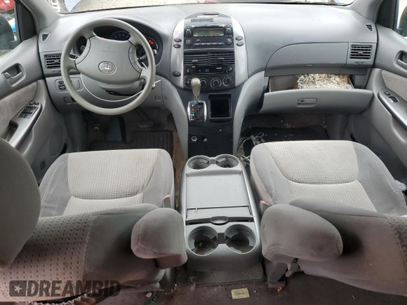 2008 Toyota Sienna LE with VIN 5TDBK23C08S016373, listed as a Copart auction lot 55143575 with 146,435 mi miles and Clean Title. Bid and sale history available at DreamBid. Image 8.