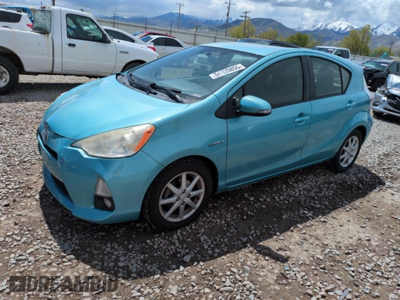 2012 Toyota Prius One z VIN JTDKDTB3XC1010720, wystawiony jako Copart lot #54935855 z przebiegiem 144 005 mil mil oraz Szkoda całkowita • Salvage title. Historia ofert i sprzedaży dostępna na DreamBid. Obrazek 1.