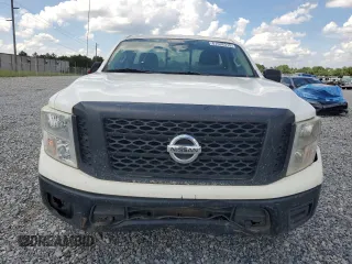 2017 Nissan Titan S z VIN 1N6AA1R80HN566736, wystawiony jako Copart lot #61532315 z przebiegiem 174 383 mil mil oraz Czysty tytuł • Clean title. Historia ofert i sprzedaży dostępna na DreamBid. Obrazek 5.