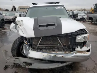 2005 GMC Yukon SLE with VIN 1GKEK13V15R103996, listed as a Copart auction lot 86735454 with 223,174 mi miles and Salvage Title. Bid and sale history available at carsss.com. Image 5.