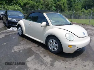 2003 Volkswagen Beetle GLS with VIN 3VWCK21Y53M312675, listed as a IAAI auction lot 42594965 with 164,676 mi miles and . Bid and sale history available at DreamBid. Image 1.