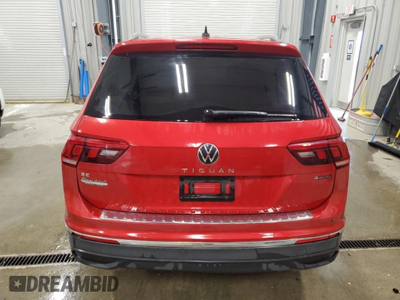 2022 Volkswagen Tiguan SE with VIN 3VV2B7AX2NM039833, listed as a Copart auction lot 66124675 with 43,536 mi miles and Clean title. Bid and sale history available at DreamBid. Image 6.