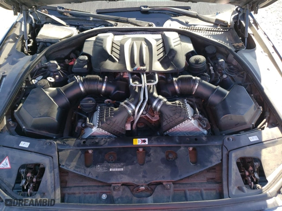 2013 BMW M5 with VIN WBSFV9C51DC773404, listed as a Copart auction lot 46938855 with 114,752 mi miles and Salvage Title. Bid and sale history available at carsss.com. Image 11.