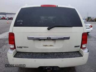 2008 Chrysler Aspen Limited z VIN 1A8HX58298F138266, wystawiony jako Copart lot #42144565 z przebiegiem 281 420 mil mil oraz Szkoda całkowita • Salvage title. Historia ofert i sprzedaży dostępna na DreamBid. Obrazek 6.
