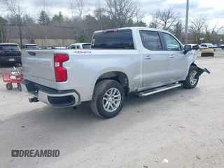 2019 Chevrolet Silverado 1500 LT with VIN 1GCUYDED1KZ111474, listed as a IAAI auction lot 42050470 with 50,851 mi miles. Bid and sale history available at carsss.com. Image 4.