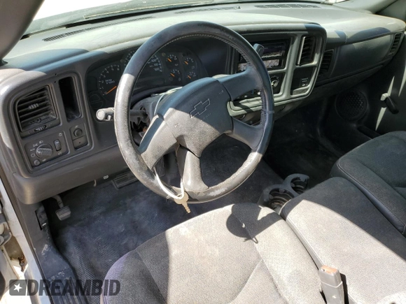 2004 Chevrolet Silverado 1500 Work Truck with VIN 1GCEC14X44Z349027, listed as a Copart auction lot 52174783 with 352,414 mi miles and Salvage Title. Bid and sale history available at carsss.com. Image 8.