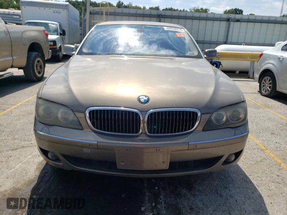 2006 BMW 7 Series 750Li with VIN WBAHN83566DT29200, listed as a Copart auction lot 69938814 with 197,367 mi miles and Clean Title. Bid and sale history available at carsss.com. Image 5.