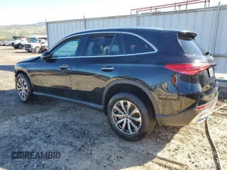 2024 Mercedes-Benz GLC 300 z VIN W1NKM4HB9RF220458, wystawiony jako Copart lot #50275635 z przebiegiem 4 153 mil mil oraz Szkoda całkowita • Salvage title. Historia ofert i sprzedaży dostępna na DreamBid. Obrazek 2.