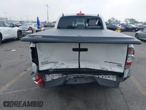 2015 Toyota Tacoma PreRunner with VIN 3TMKU4HN7FM043714, listed as a IAAI auction lot 42179707 with 151,092 mi miles and . Bid and sale history available at DreamBid. Image 17.