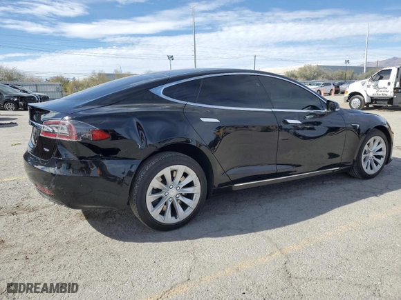 2018 Tesla Model S 75D with VIN 5YJSA1E21JF248704, listed as a Copart auction lot 45396385 with 103,248 mi miles and Salvage Title. Bid and sale history available at carsss.com. Image 3.