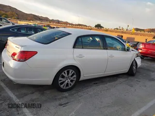 2008 Toyota Avalon XL with VIN 4T1BK36B38U272121, listed as a IAAI auction lot 41200326 with 138,260 mi miles. Bid and sale history available at carsss.com. Image 13.