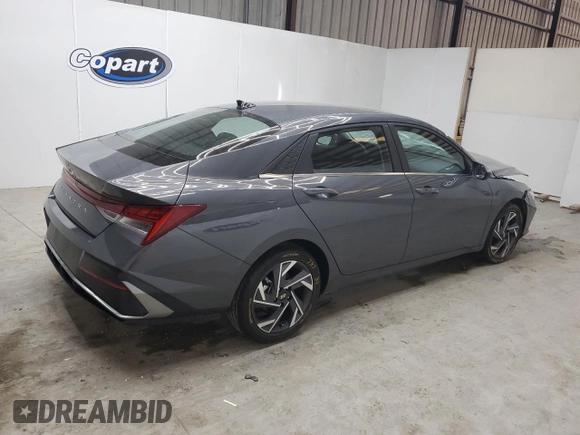 2025 Hyundai Elantra SEL Convenience with VIN KMHLS4DG3SU905006, listed as a Copart auction lot 51754915 with 10,054 mi miles and Clean Title. Bid and sale history available at DreamBid. Image 3.