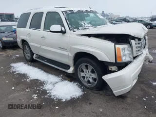 2006 Cadillac Escalade z VIN 1GYEK63N36R149382, wystawiony jako IAAI lot #41164835 z przebiegiem Nie podano mil oraz . Historia ofert i sprzedaży dostępna na DreamBid. Obrazek 1.