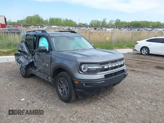 2023 Ford Bronco Sport Big Bend z VIN 3FMCR9B61PRD63180, wystawiony jako IAAI lot #42245906 z przebiegiem 18 280 mil mil oraz . Historia ofert i sprzedaży dostępna na DreamBid. Obrazek 1.
