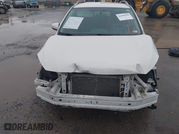 2018 Subaru Impreza Premium with VIN 4S3GTAB61J3729332, listed as a IAAI auction lot 41696550 with 85,035 mi miles. Bid and sale history available at carsss.com. Image 6.