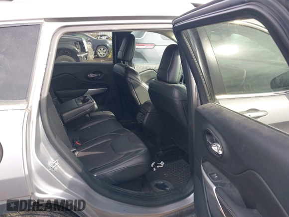 2018 Jeep Cherokee Latitude Plus with VIN 1C4PJMLX1JD550457, listed as a IAAI auction lot 41456104 with 85,931 mi miles and . Bid and sale history available at DreamBid. Image 8.