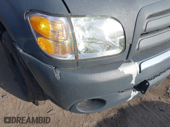 2004 Toyota Tundra SR5 with VIN 5TBET34114S436871, listed as a IAAI auction lot 41735558 with 240,899 mi miles. Bid and sale history available at carsss.com. Image 12.