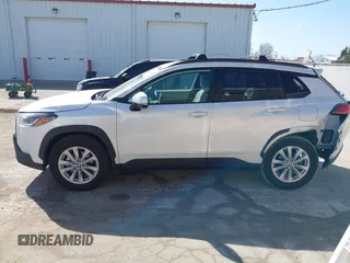 2022 Toyota Corolla Cross LE with VIN 7MUCAABG7NV013235, listed as a IAAI auction lot 41796408 with 20,943 mi miles and . Bid and sale history available at DreamBid. Image 15.