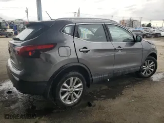 2017 Nissan Rogue Sport SV with VIN JN1BJ1CP9HW016228, listed as a Copart auction lot 42537235 with 96,082 mi miles and Salvage Title. Bid and sale history available at carsss.com. Image 3.