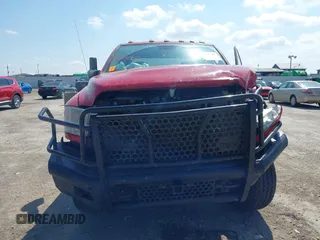 2018 Ram 2500 Tradesman with VIN 3C6UR5CLXJG332963, listed as a IAAI auction lot 42330287 with 142,110 mi miles and . Bid and sale history available at DreamBid. Image 12.